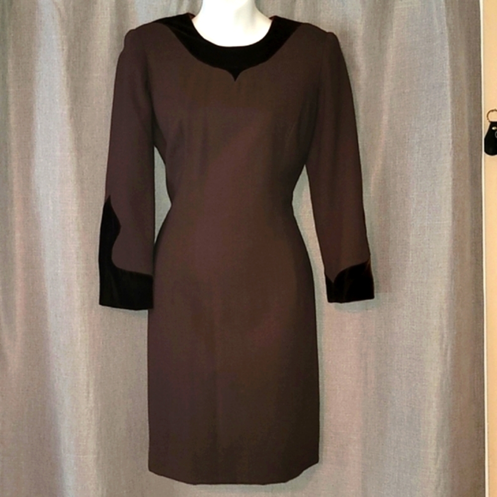 Vintage Carolina Herrera dress sz 6 🌼